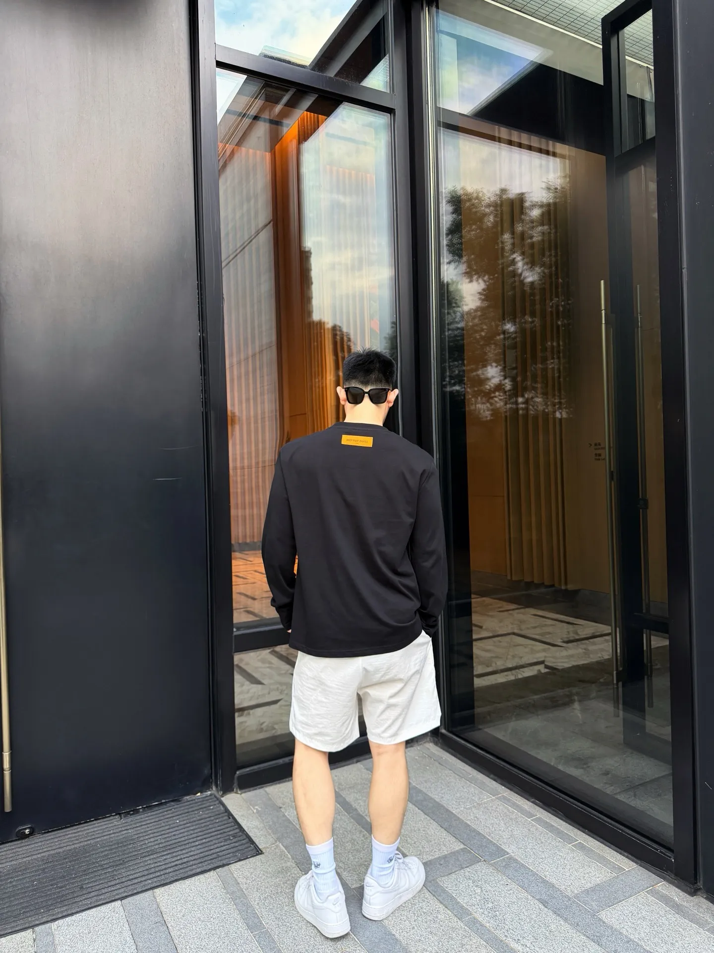 Louis Vuitton/Louis Vuitton embossed logo embossed long-sleeved T-shirt